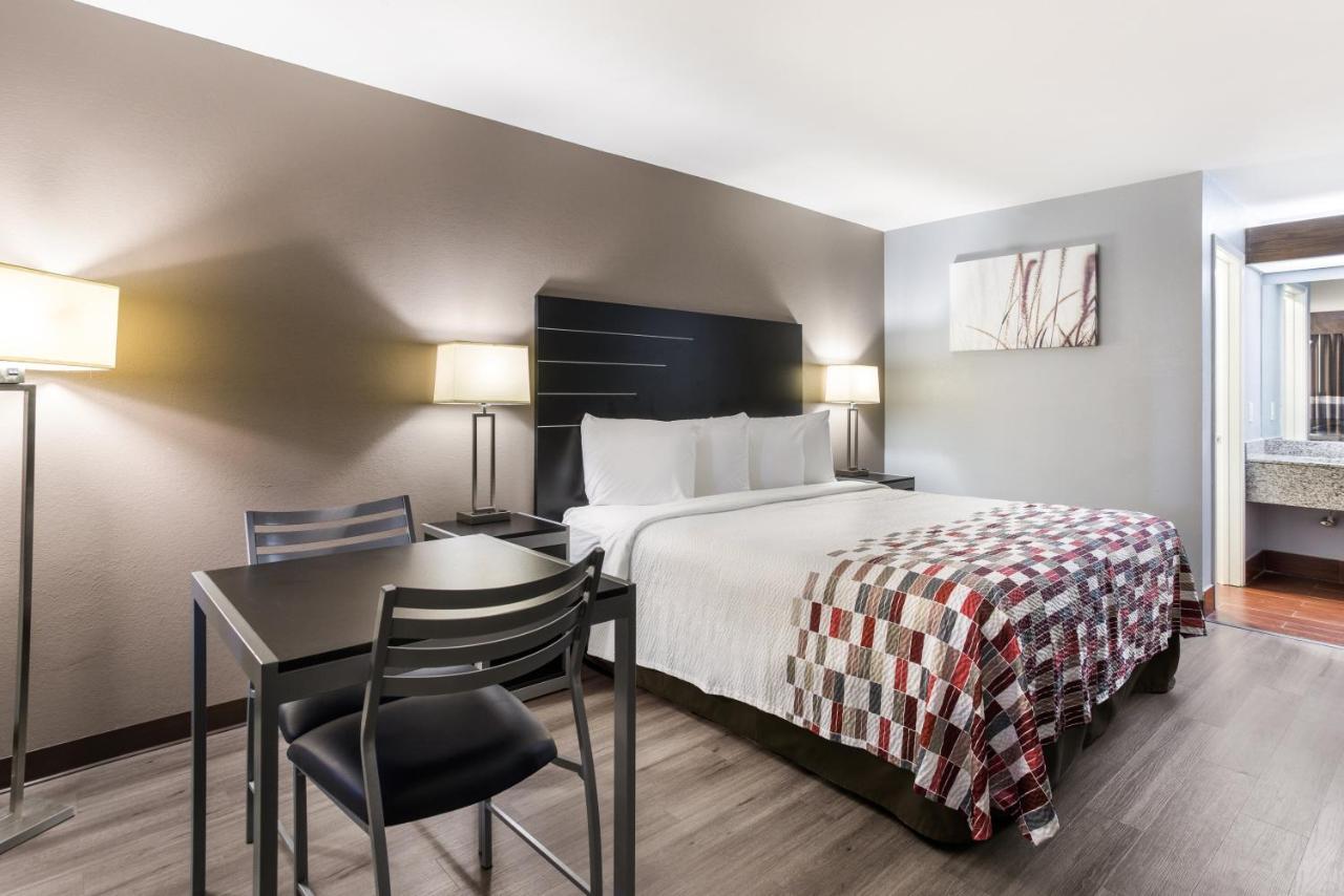 Red Roof Inn & Suites Athens, Al المظهر الخارجي الصورة