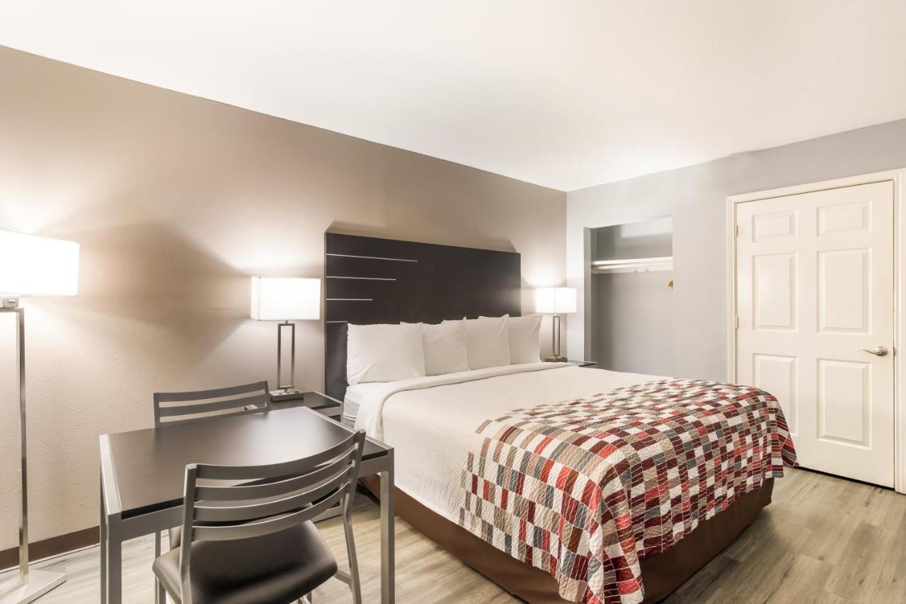 Red Roof Inn & Suites Athens, Al المظهر الخارجي الصورة
