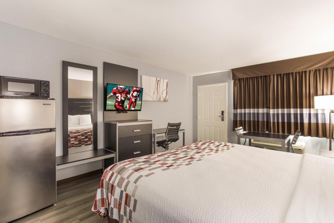 Red Roof Inn & Suites Athens, Al المظهر الخارجي الصورة