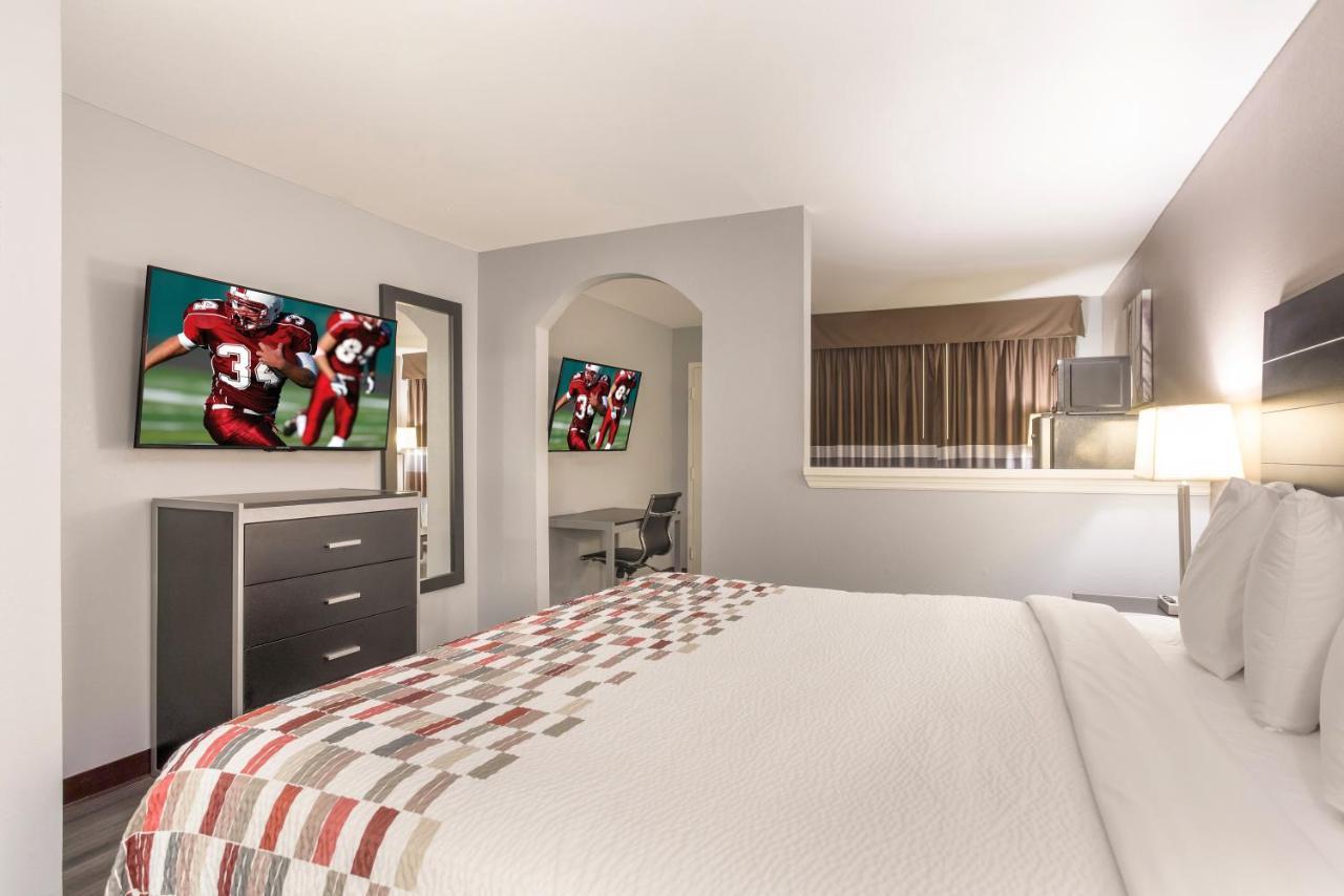 Red Roof Inn & Suites Athens, Al المظهر الخارجي الصورة