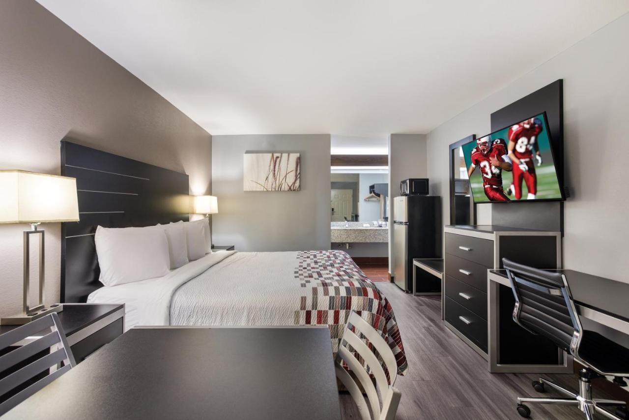 Red Roof Inn & Suites Athens, Al المظهر الخارجي الصورة