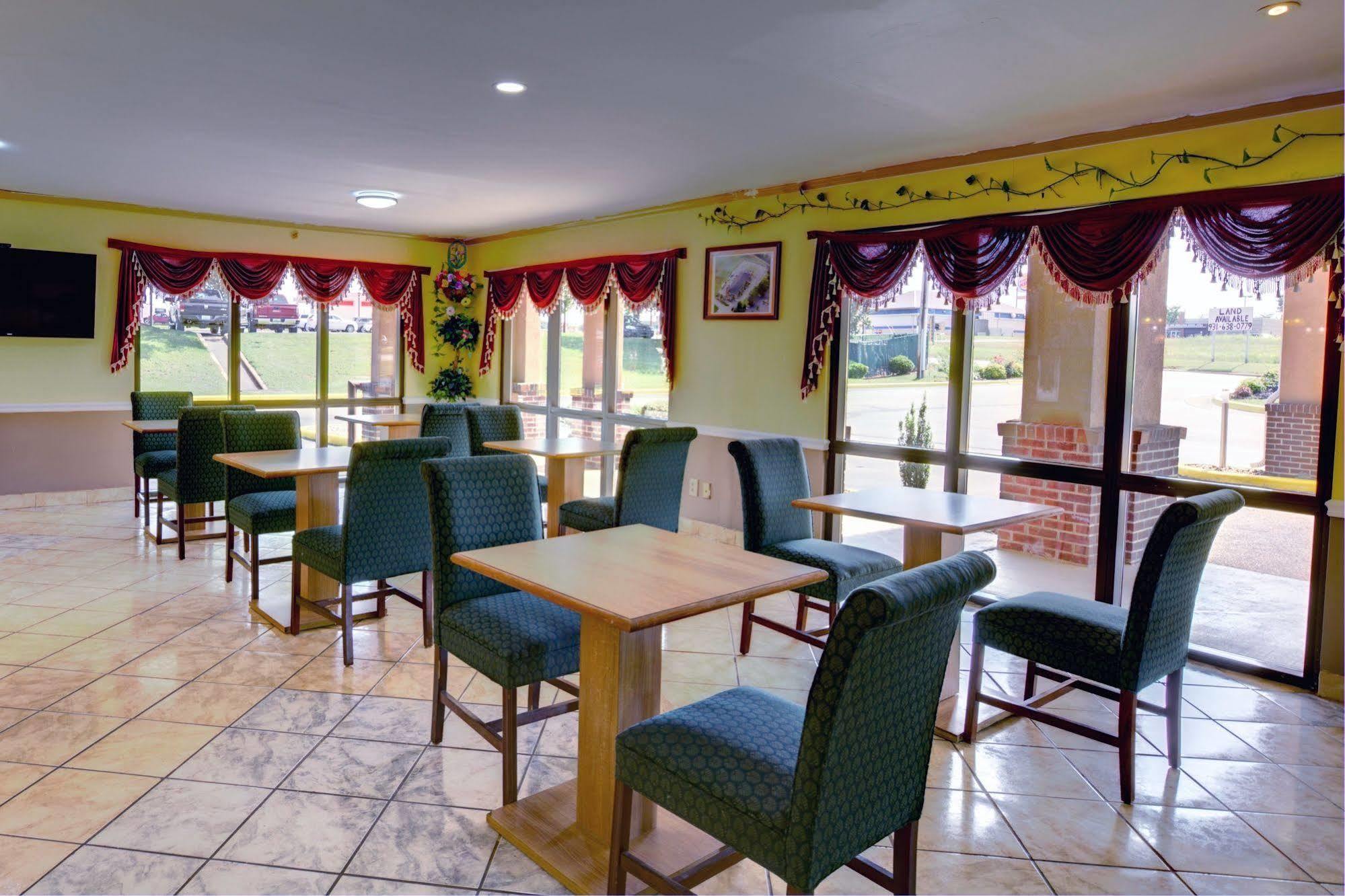 Red Roof Inn & Suites Athens, Al المظهر الخارجي الصورة